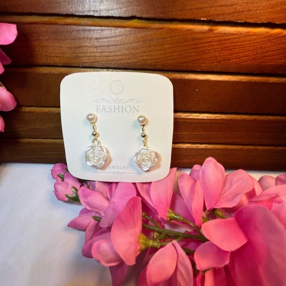 Pierced Drop Earrings. Pearlescent White Rose withI Imitation Pearl. - Picture 5 of 9